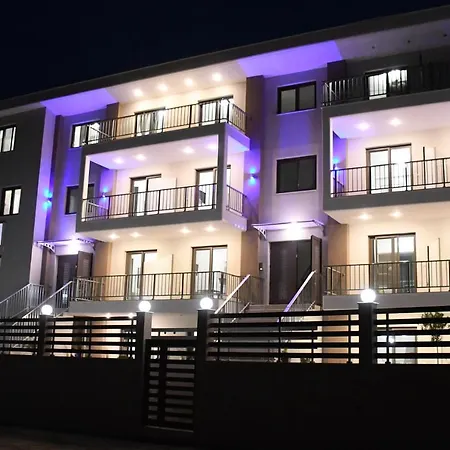 Otel Theano Luxury