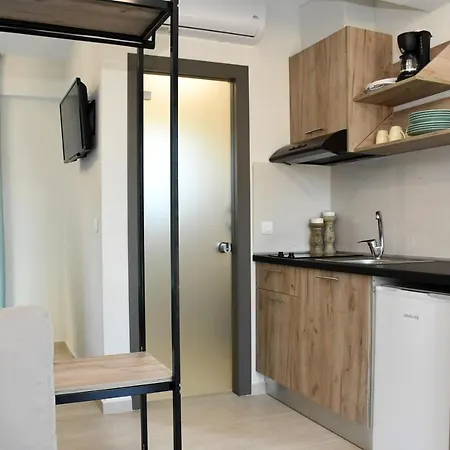 فندق Theano Luxury *