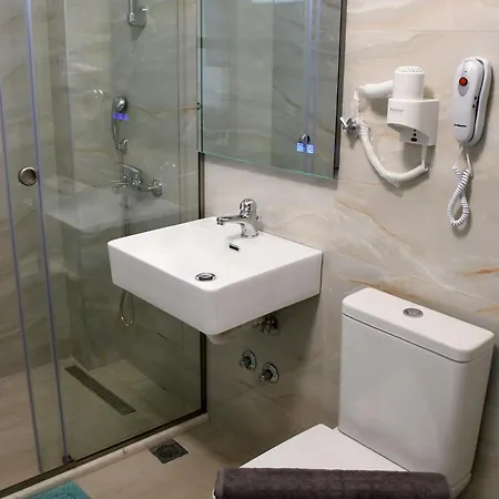 فندق Theano Luxury *