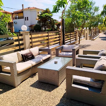 Theano Luxury فندق *