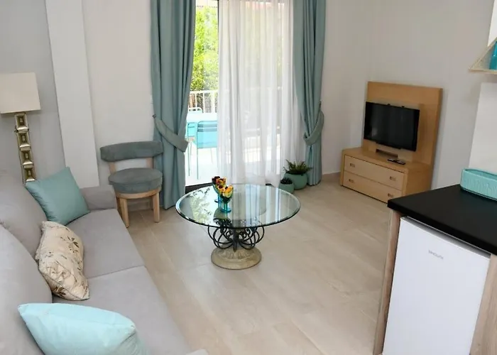 Theano Luxury Nikiti (Sithonia)