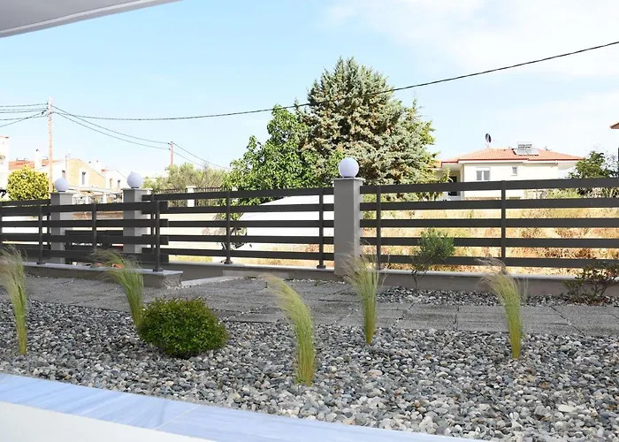 Theano Luxury Отель